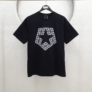 지방시 GIVENCHY 23 SS 4g 스타 로고 프린팅 티셔츠 블랙