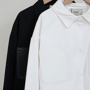 펜디 여성 벨트 버튼 다운 자켓 2color (블랙/화이트)